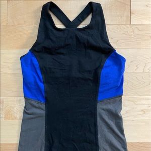 Hyde Yoga Shaka Top with shelf bra